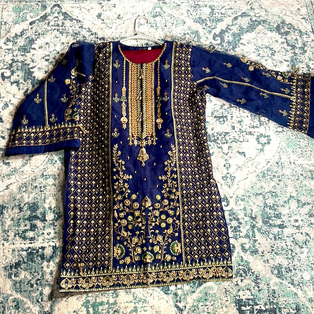 Large 3 piece suit (sale)